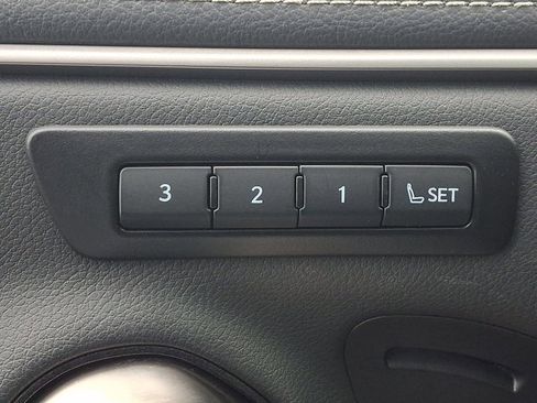 Used 2025 Lexus ES 350 image 27