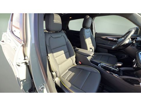 New 2026 Chevrolet TrailBlazer ACTIV AWD/4WD image 32