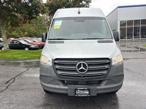 Used 2024 Mercedes-Benz Sprinter 2500 image 6