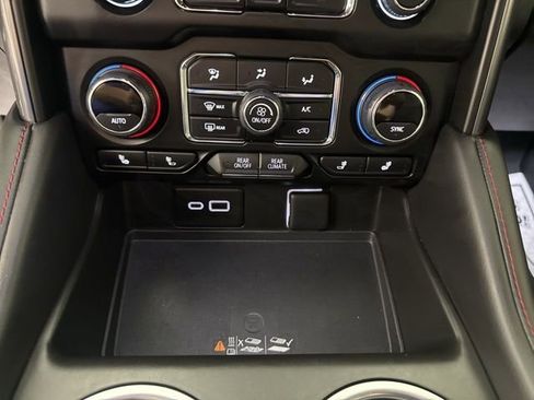 Used 2024 Chevrolet Tahoe RST w/ Luxury Package AWD/4WD image 41