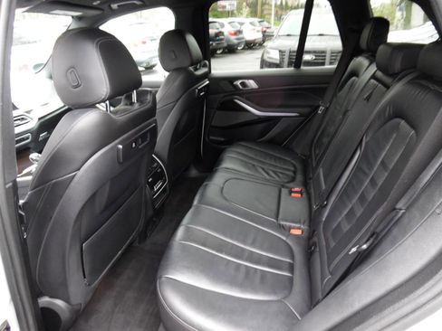 Used 2019 BMW X5 xDrive40i w/ Convenience Package image 21