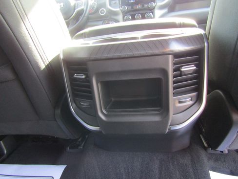 New 2026 RAM 1500 Express AWD/4WD image 18