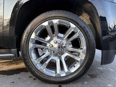 Used 2018 GMC Yukon SLT w/ Premium Edition image 19