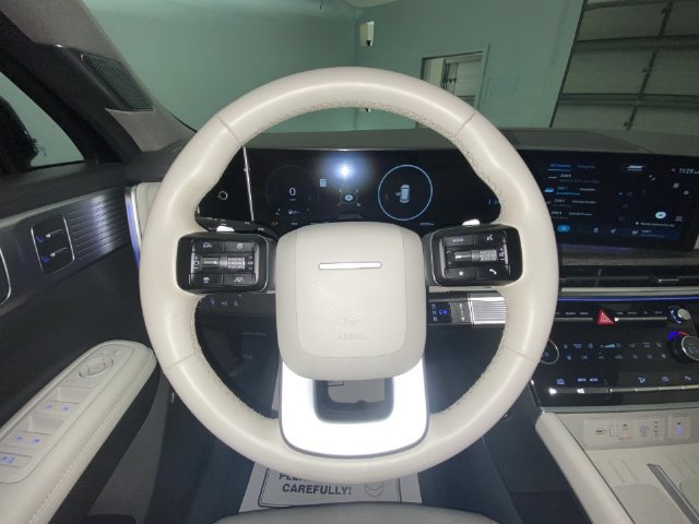 Used 2024 Hyundai Santa Fe Limited FWD image 14