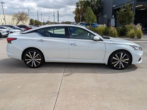 Used 2021 Nissan Altima 2.5 Platinum image 4