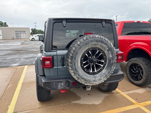 Used 2024 Jeep Wrangler Unlimited Rubicon w/ XTREMEE 35" Tire Package AWD/4WD image 9