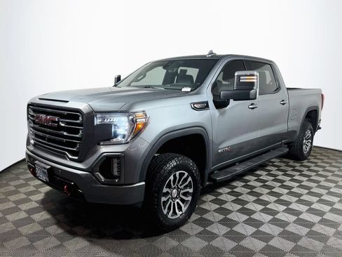 Used 2020 GMC Sierra 1500 AT4 w/ AT4 Premium Package AWD/4WD image 3
