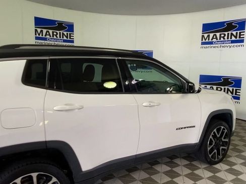 Used 2018 Jeep Compass Limited w/ Navigation Group AWD/4WD image 2