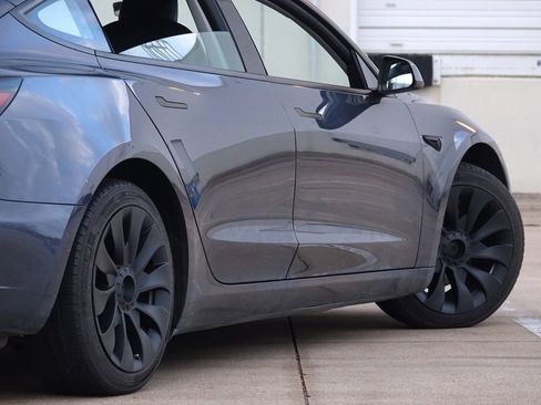 Used 2022 Tesla Model 3 Long Range image 33