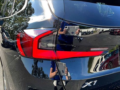 New 2025 BMW X1 xDrive28i w/ Convenience Package image 14