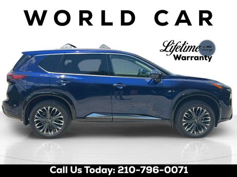 Used 2026 Nissan Rogue Platinum w/ Platinum Premium Package AWD/4WD image 2