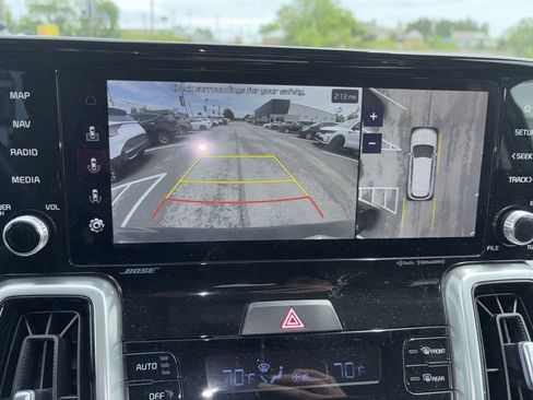 Certified 2023 Kia Sorento SX Prestige AWD/4WD image 12