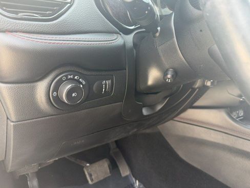 Used 2023 Dodge Durango R/T AWD/4WD image 15