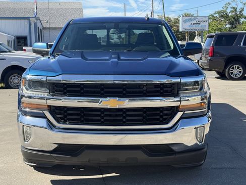Used 2018 Chevrolet Silverado 1500 LT w/ All Star Edition RWD image 3