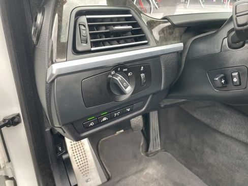 Used 2015 BMW M6 Convertible RWD image 23