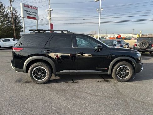 Certified 2023 Nissan Pathfinder Rock Creek image 8