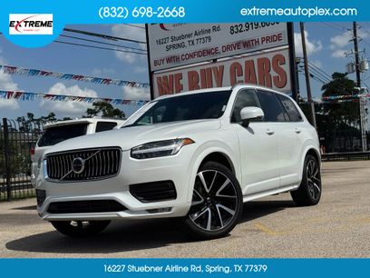 Used 2022 Volvo XC90 T6 Momentum w/ Advanced Package