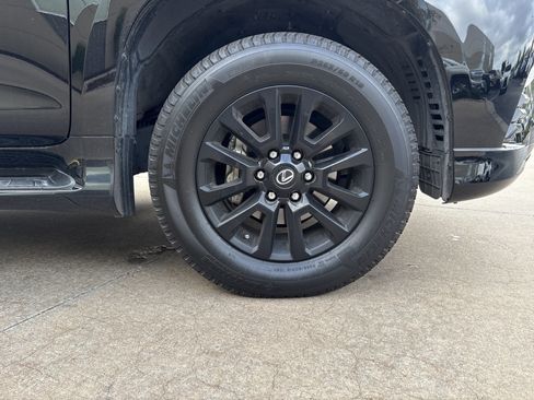 Used 2023 Lexus GX 460 w/ Black Line Special Edition image 13