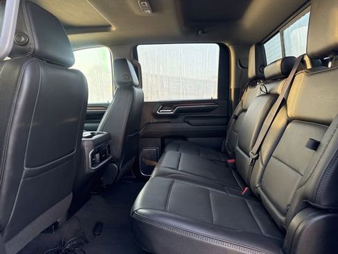 Used 2024 GMC Sierra 2500 Denali w/ Denali Reserve Package AWD/4WD image 5