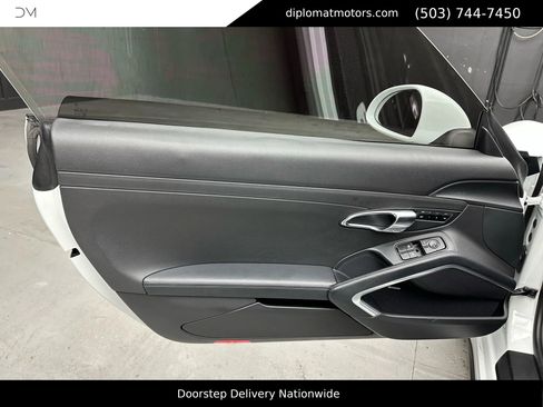 Used 2014 Porsche 911 Carrera S image 24