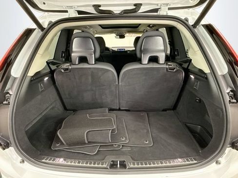 Used 2025 Volvo XC90 B5 Plus AWD/4WD image 27