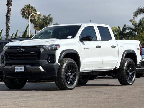 New 2025 Chevrolet Colorado Trail Boss w/ Midnight Edition image 8