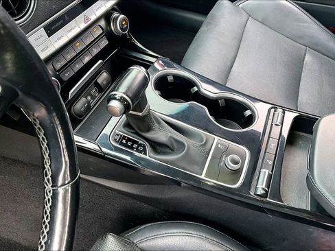 Certified 2019 Kia Stinger image 14