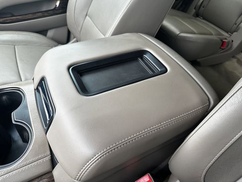 Used 2018 GMC Yukon SLT w/ Open Road Package image 41