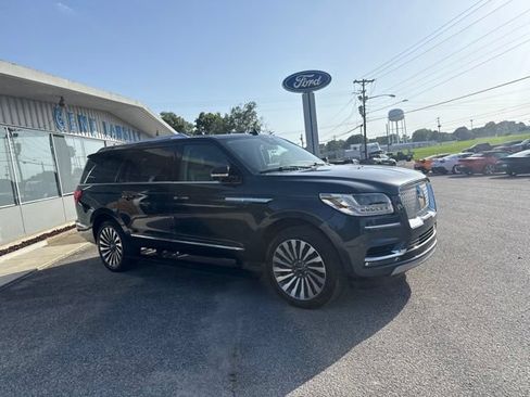 Used 2021 Lincoln Navigator L Reserve w/ Luxury Package AWD/4WD image 12