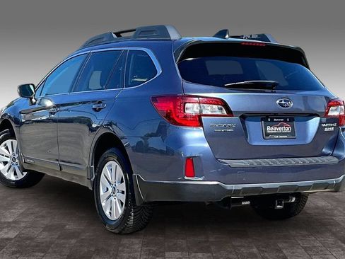 Used 2017 Subaru Outback 2.5i Premium AWD/4WD image 13