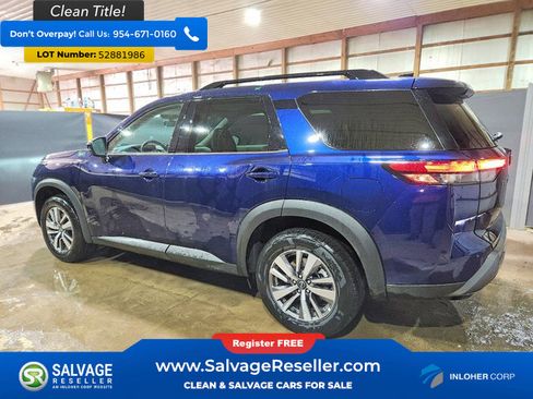 Used 2026 Nissan Pathfinder SL AWD/4WD image 3