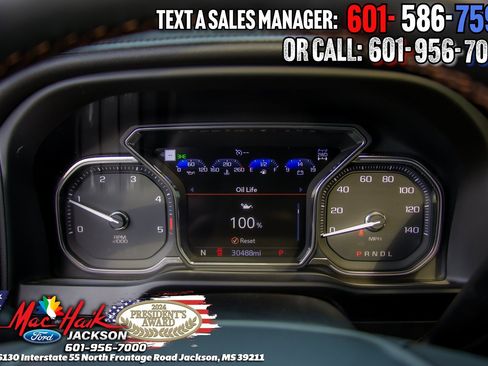 Used 2023 GMC Sierra 2500 AT4 w/ AT4 Premium Plus Package image 15