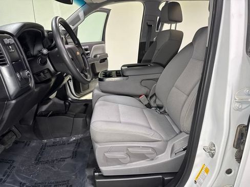 Used 2018 Chevrolet Silverado 1500 W/T w/ Trailering Package AWD/4WD image 11