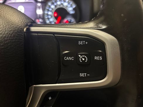 Used 2020 RAM 1500 Big Horn AWD/4WD image 23