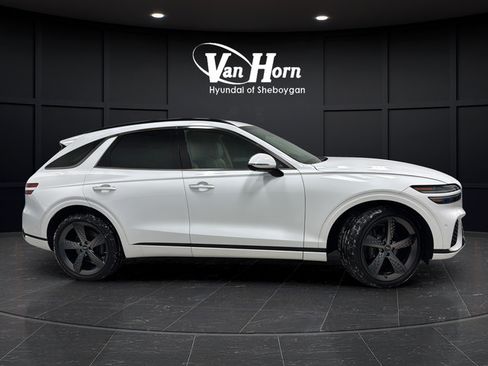 Used 2025 Genesis GV70 3.5T Sport w/ Sport Prestige Package AWD/4WD image 2