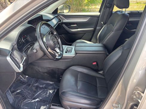 Used 2025 MAZDA CX-90 3.3 Turbo w/ Preferred Package AWD/4WD image 29