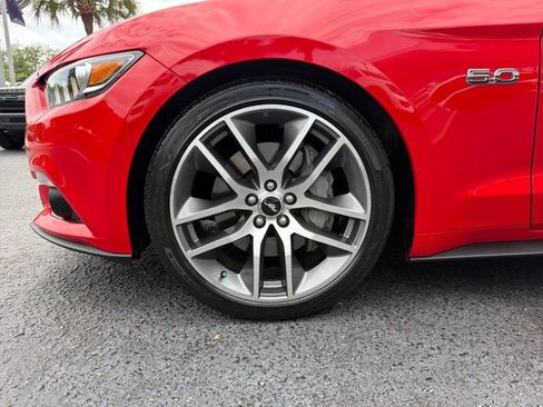 Used 2017 Ford Mustang GT Premium w/ Equipment Group 401A RWD image 30