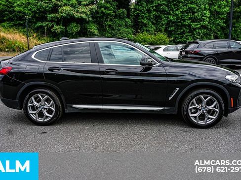 Used 2025 BMW X4 xDrive30i w/ Premium Essential Package AWD/4WD image 9