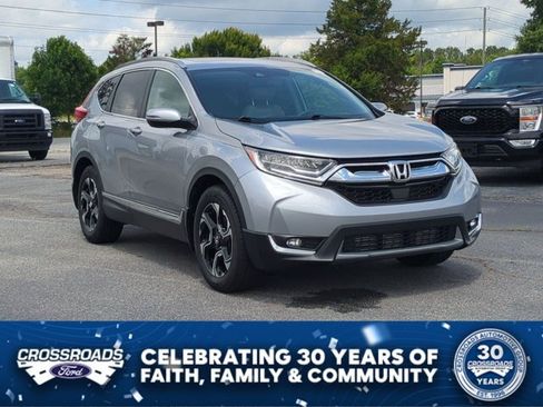 Used 2019 Honda CR-V Touring image 1