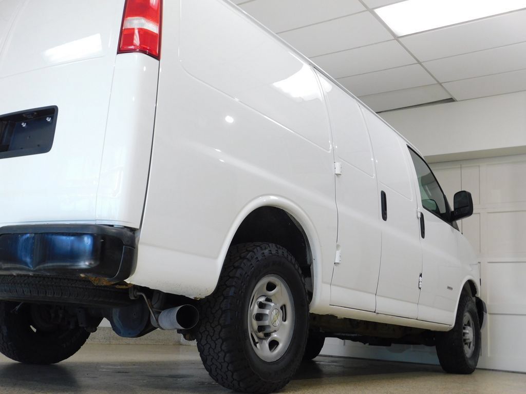 Used 2021 Chevrolet Express 2500 w/ Driver Convenience Package RWD image 58