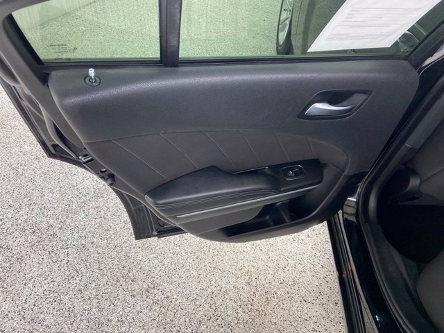 Used 2022 Dodge Charger SXT RWD image 18