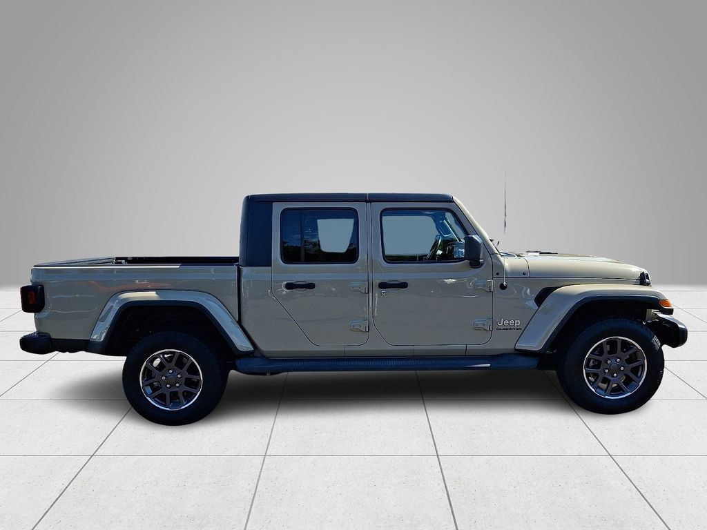 Used 2020 Jeep Gladiator Overland AWD/4WD image 8