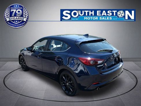 Used 2018 MAZDA MAZDA3 Touring FWD image 5