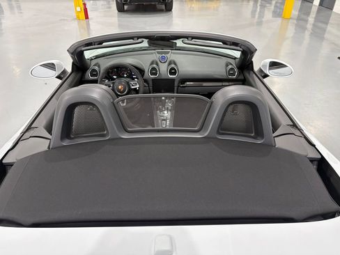 Used 2018 Porsche 718 Boxster GTS RWD image 13