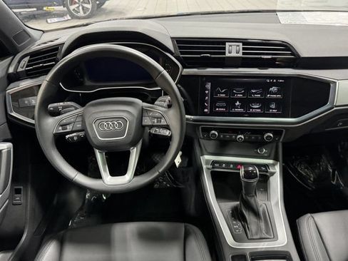 Certified 2025 Audi Q3 2.0T Premium AWD/4WD image 14