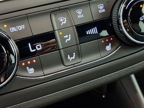 New 2026 Buick Envista Sport Touring w/ Convenience I Package FWD image 18