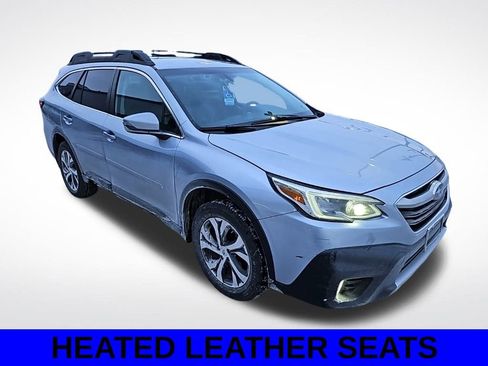 Used 2020 Subaru Outback Limited image 3