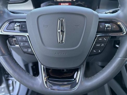 Used 2022 Lincoln Nautilus Reserve w/ Equipment Group 201A image 29