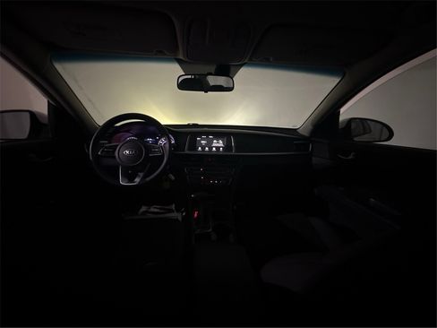 Used 2019 Kia Optima LX image 37