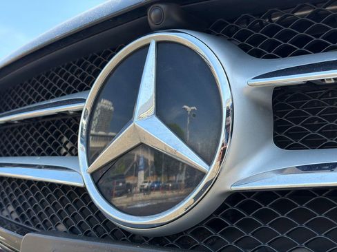 Used 2020 Mercedes-Benz C 300 4MATIC Sedan image 12